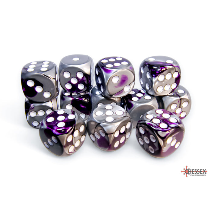 Chessex: Gemini 16mm D6 Purple-Steel/White (x12)