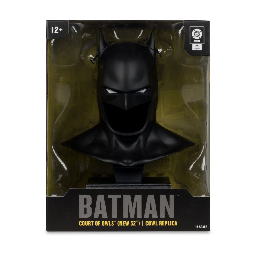 McFarlane Toys: DC Comics 1/3 Cowl Batman Court of Owls