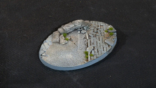 Gamers Grass: Bases Urban Warfare Oval 105mm (x1)