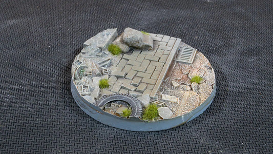 Gamers Grass: Bases Urban Warfare Round 40mm (x5)