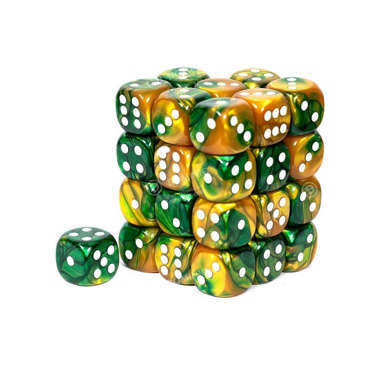 Chessex: Gemini 12mm D6 Gold-Green/White (x36)