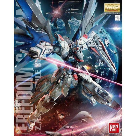 Bandai: MG 1/100 Freedom Gundam