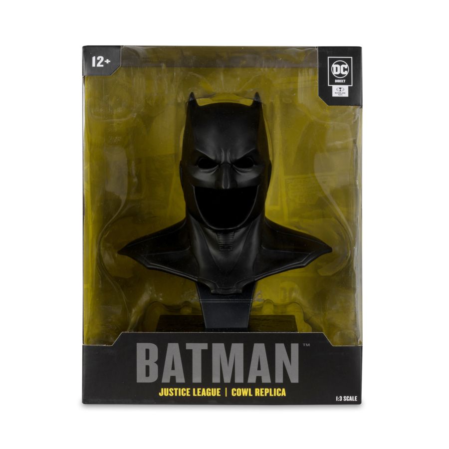 McFarlane Toys: DC Comics 1/3 Cowl Batman Justice League