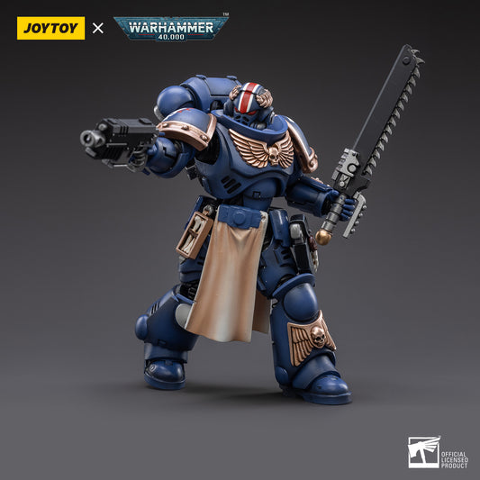 JoyToy: Warhammer 40k Ultramarines Primaris Lieutenant Horatius