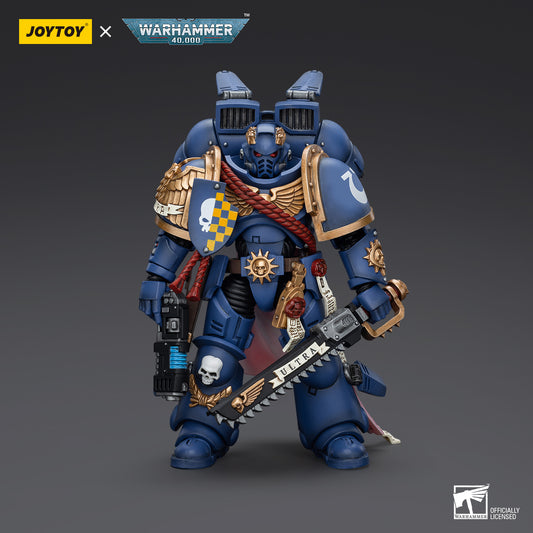 JoyToy: Warhammer 40k Ultramarines Captain with Jump Pack