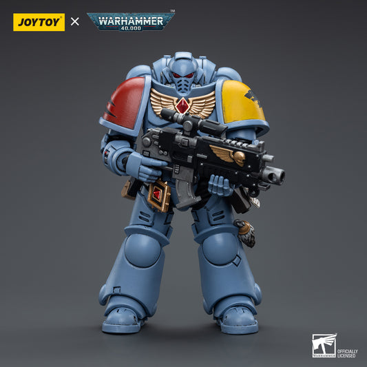 JoyToy: Warhammer 40k Space Wolves Intercessor