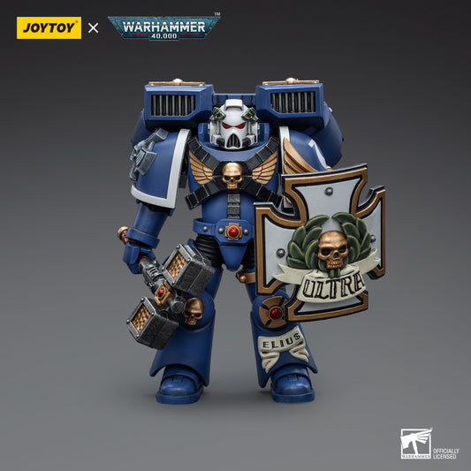 JoyToy: Warhammer 40k Ultramarines Vanguard Veteran with Thunder Hammer & Storm Shield