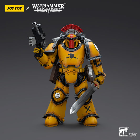 JoyToy: Horus Heresy Imperial Fists Legion MKIII Tactical Squad Legionary with Vexilla