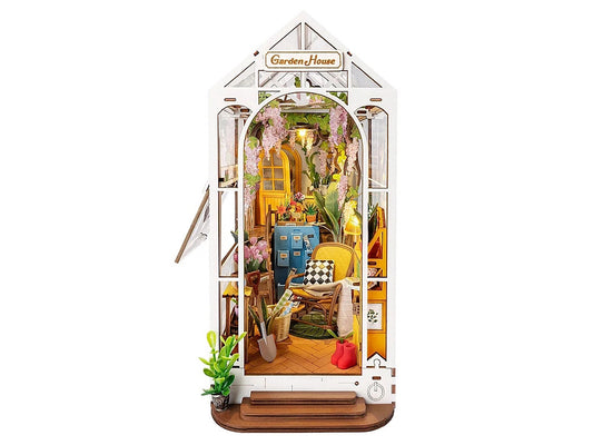 Robotime: Rolife Book Nook Garden House