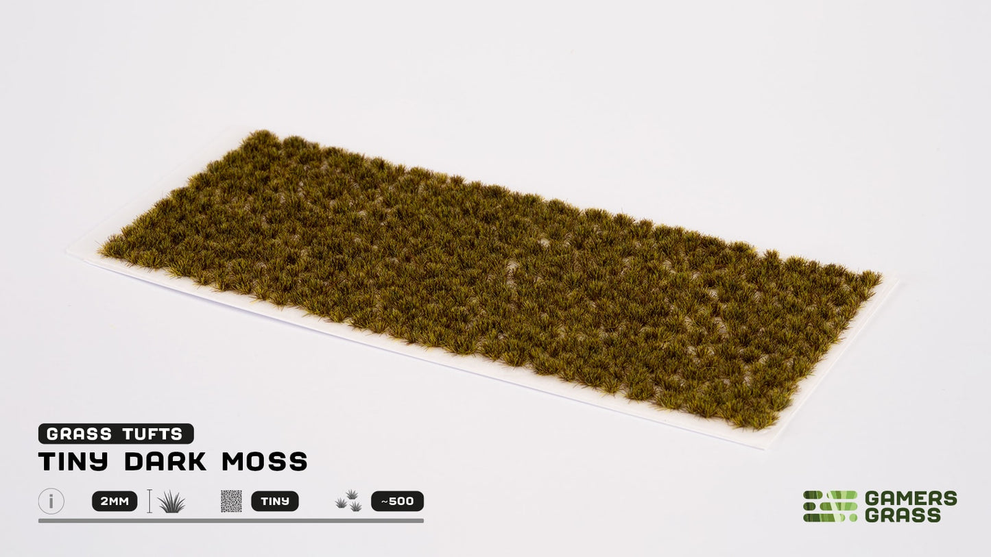 Gamers Grass: Tufts Tiny Dark Moss